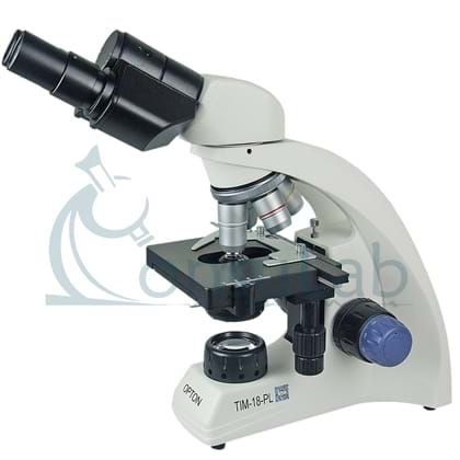 Microscópio Biológico Binocular com Ampliação de 40x até 1000x (opcional até 2000X), Óptica Plana, Iluminação LED e Suporte para Bateria Recarregável.